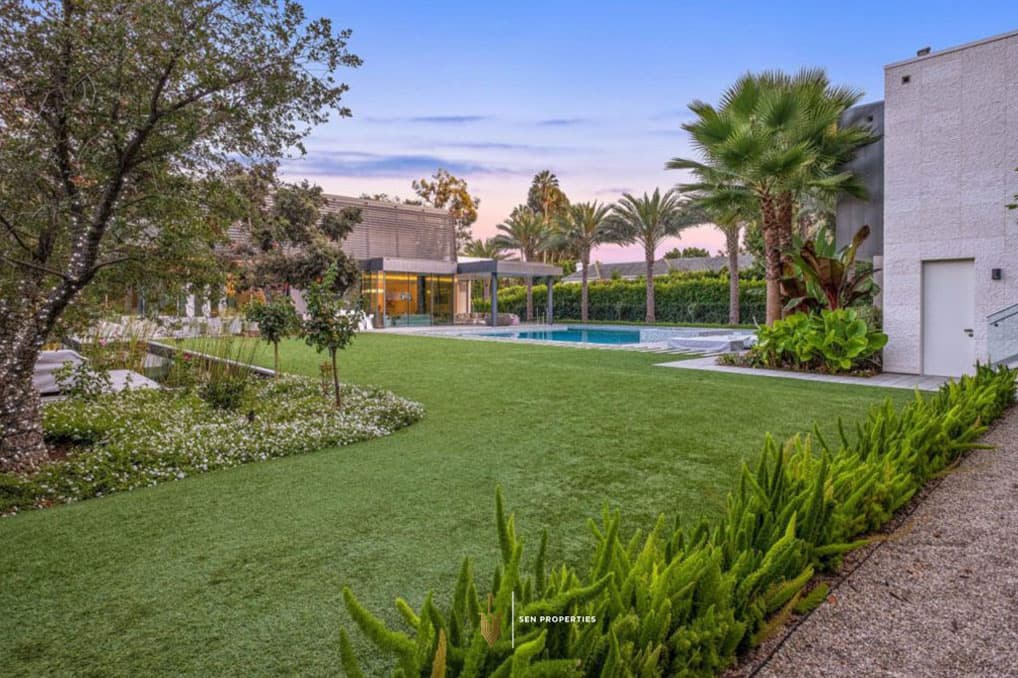 9-SenProperties-Luxury-Home-Garden 9-SenProperties-Luxury-Home-Garden